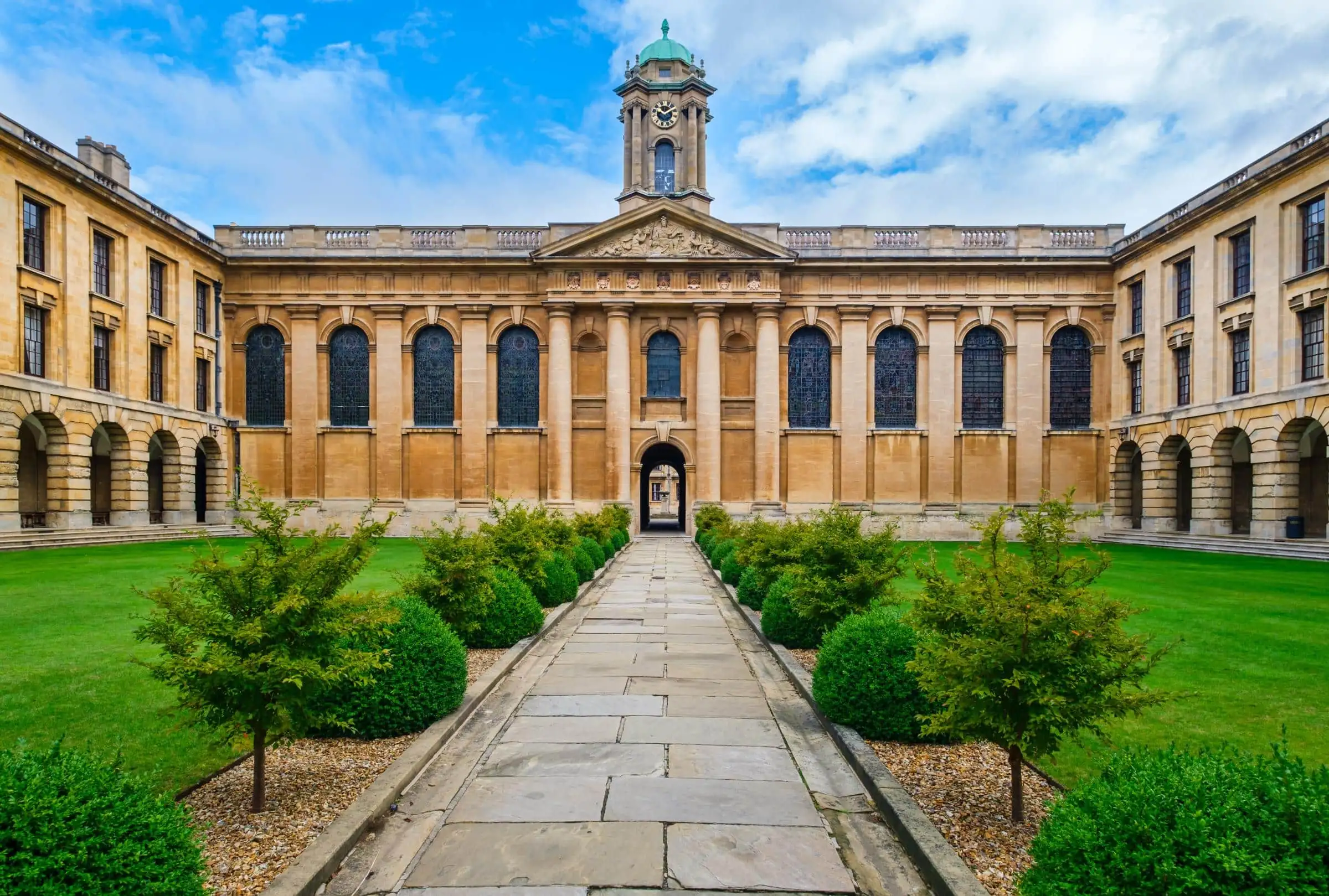 Oxbridge Vs The Ivy League Which Is Better For Summer School